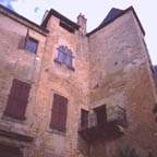 fr_sarlat1_small.jpg (10708 bytes)